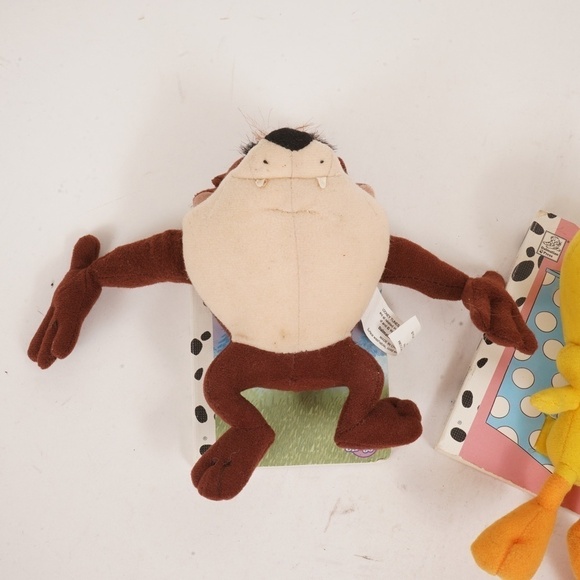 Dalmatian Press Scooby, Tweety, Taz Plush Stuffed Animals with Books Attached - Picture 2 of 13